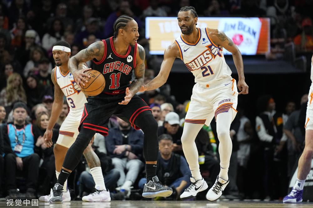 动表演向世 动表演向世