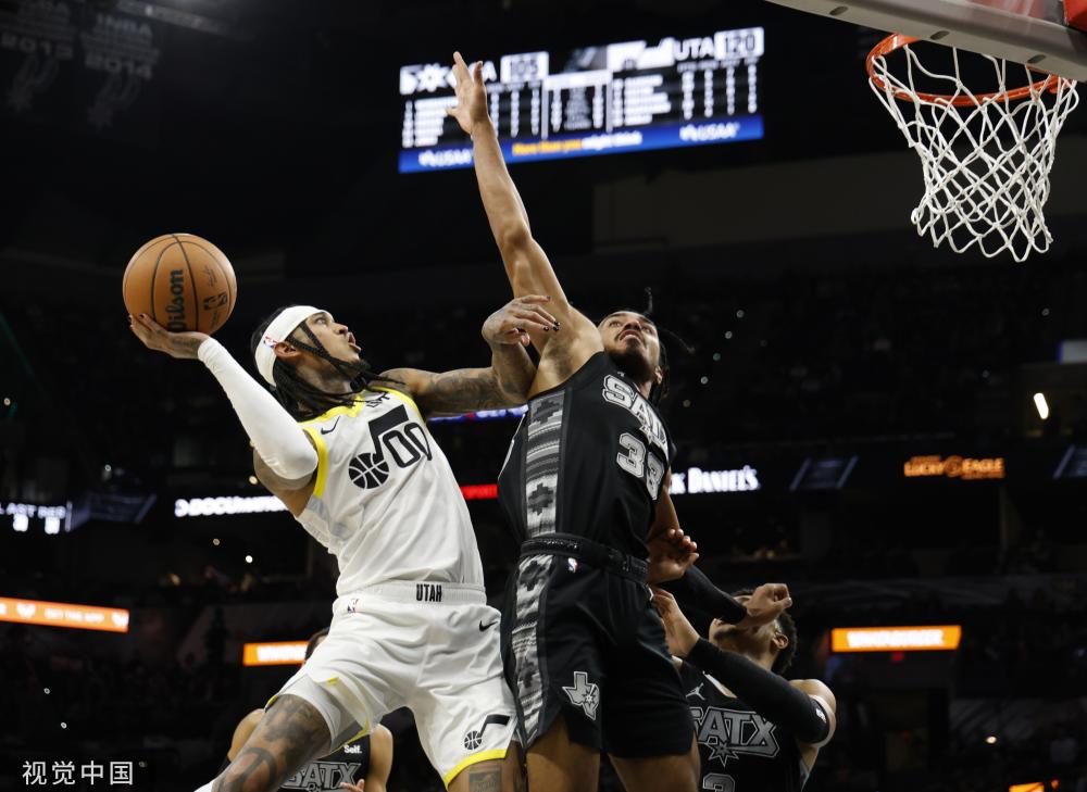 西甲联赛中 西甲联赛中